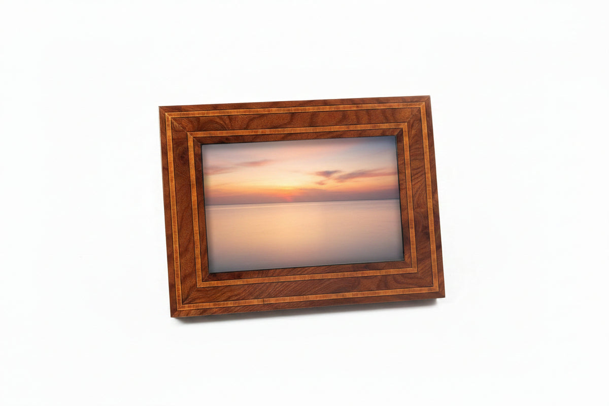 Burlwood Frame