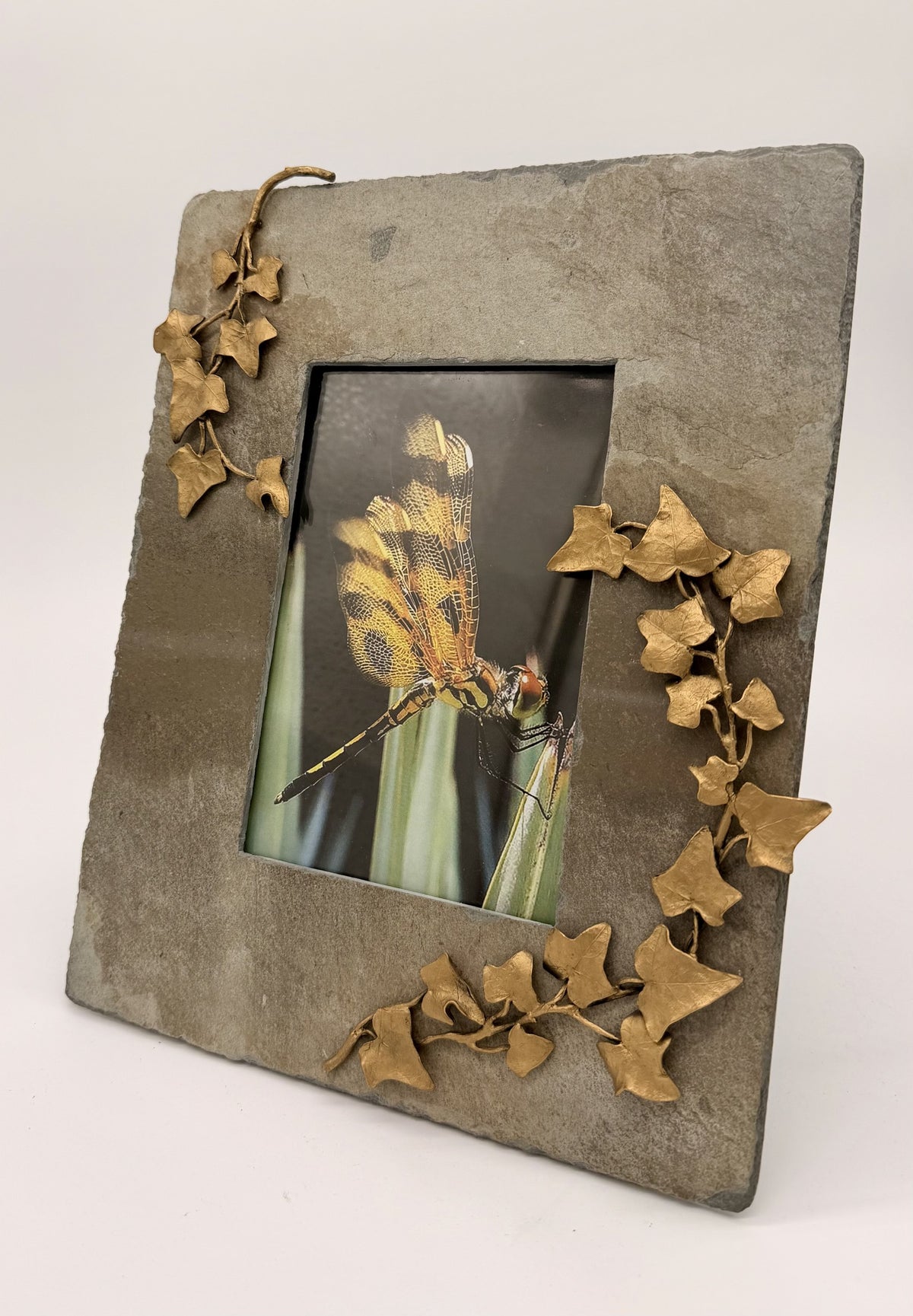 4 X 6 Slate Frame with Acorn Detail